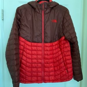The North Face Hooded Thermoball jacket